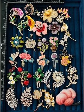 30Pc Statement Floral Brooch Lot Pink Blue Crystal Enamel Flower Pin Jewelry